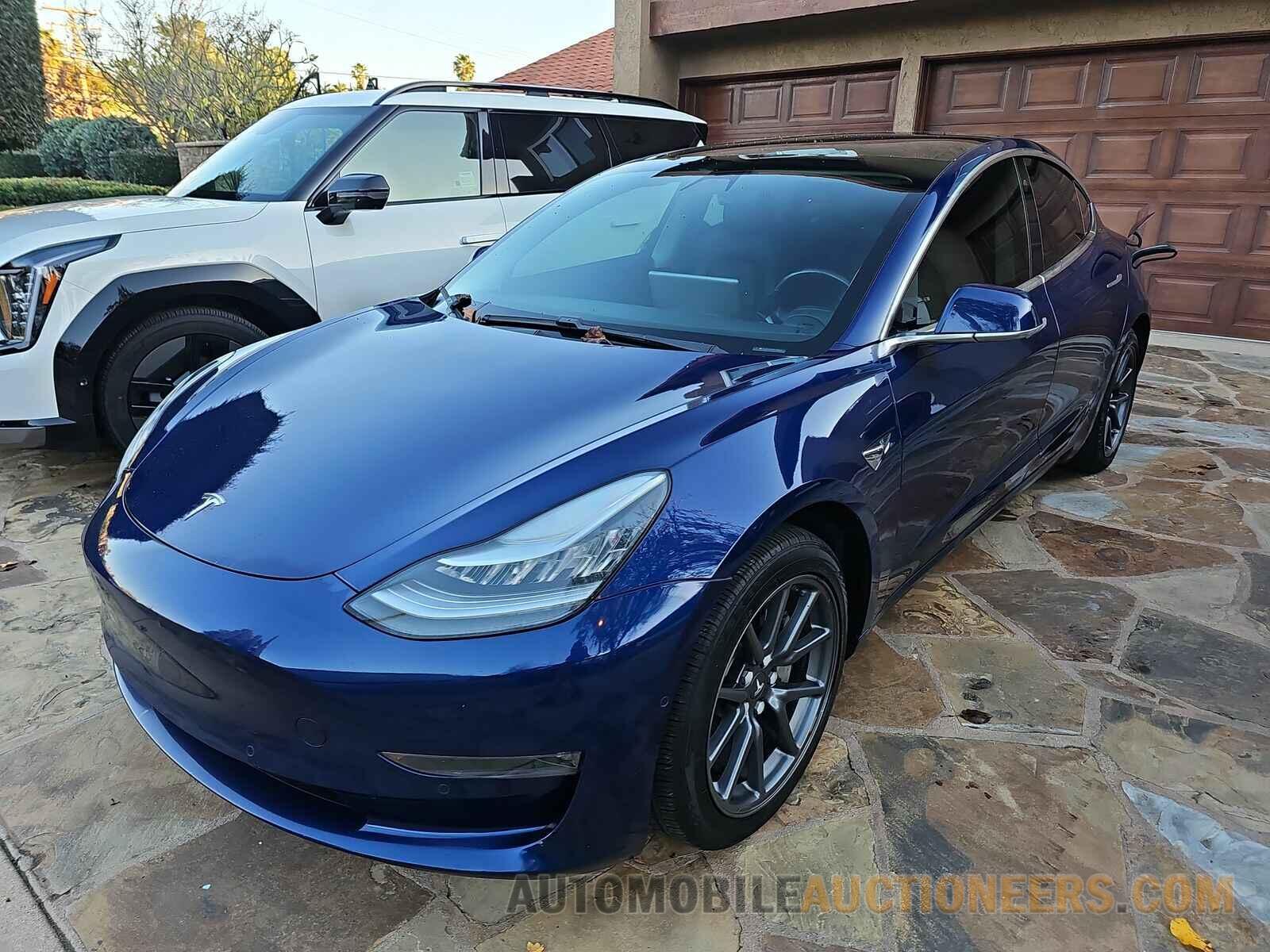 5YJ3E1EA9JF005531 Tesla Model 3 2018