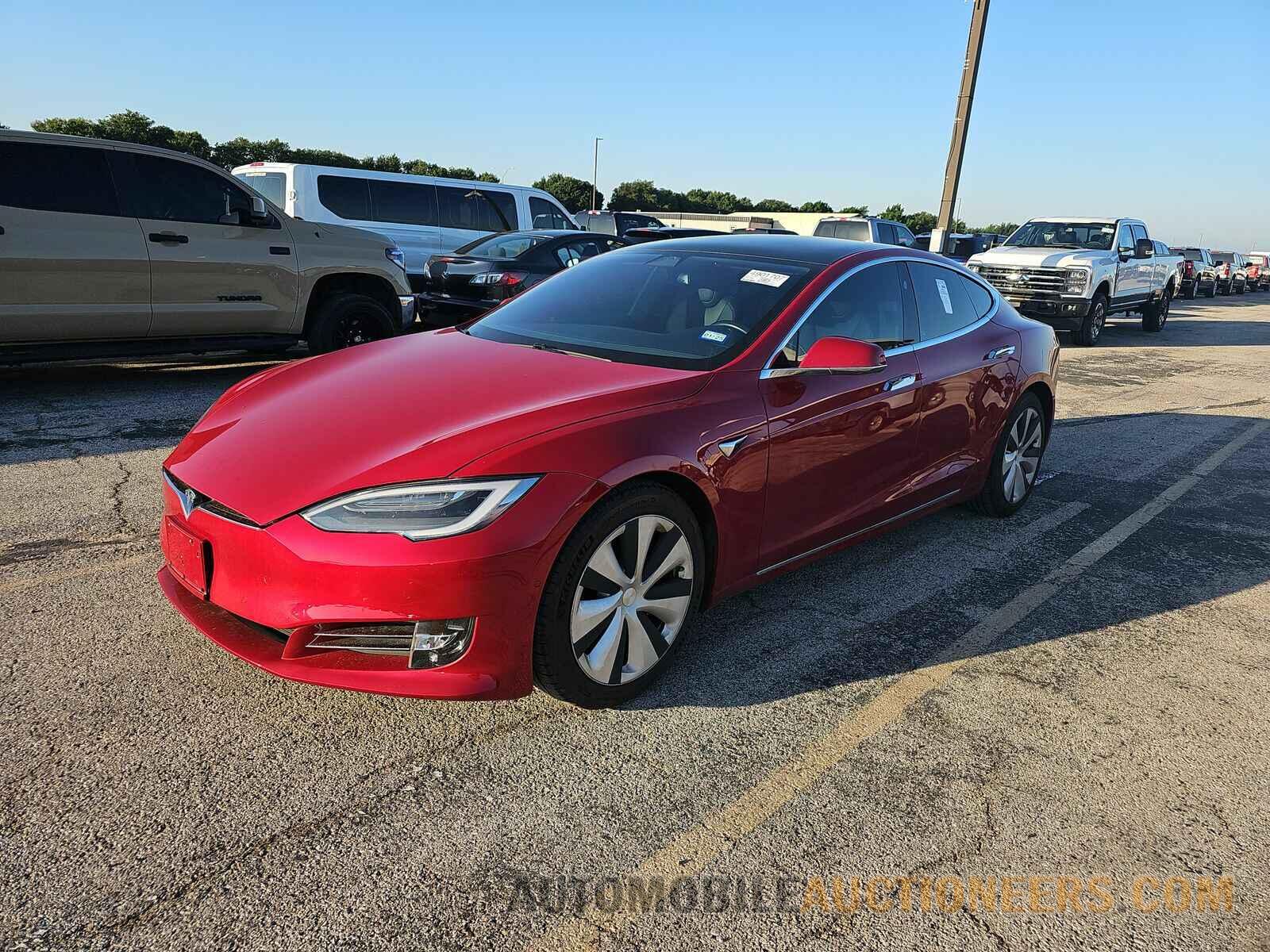 5YJSA1E25MF426828 Tesla Model S 2021