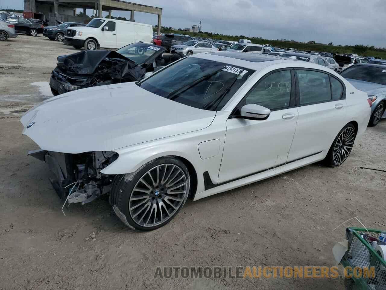 WBA7J2C57JG938209 BMW 7 SERIES 2018