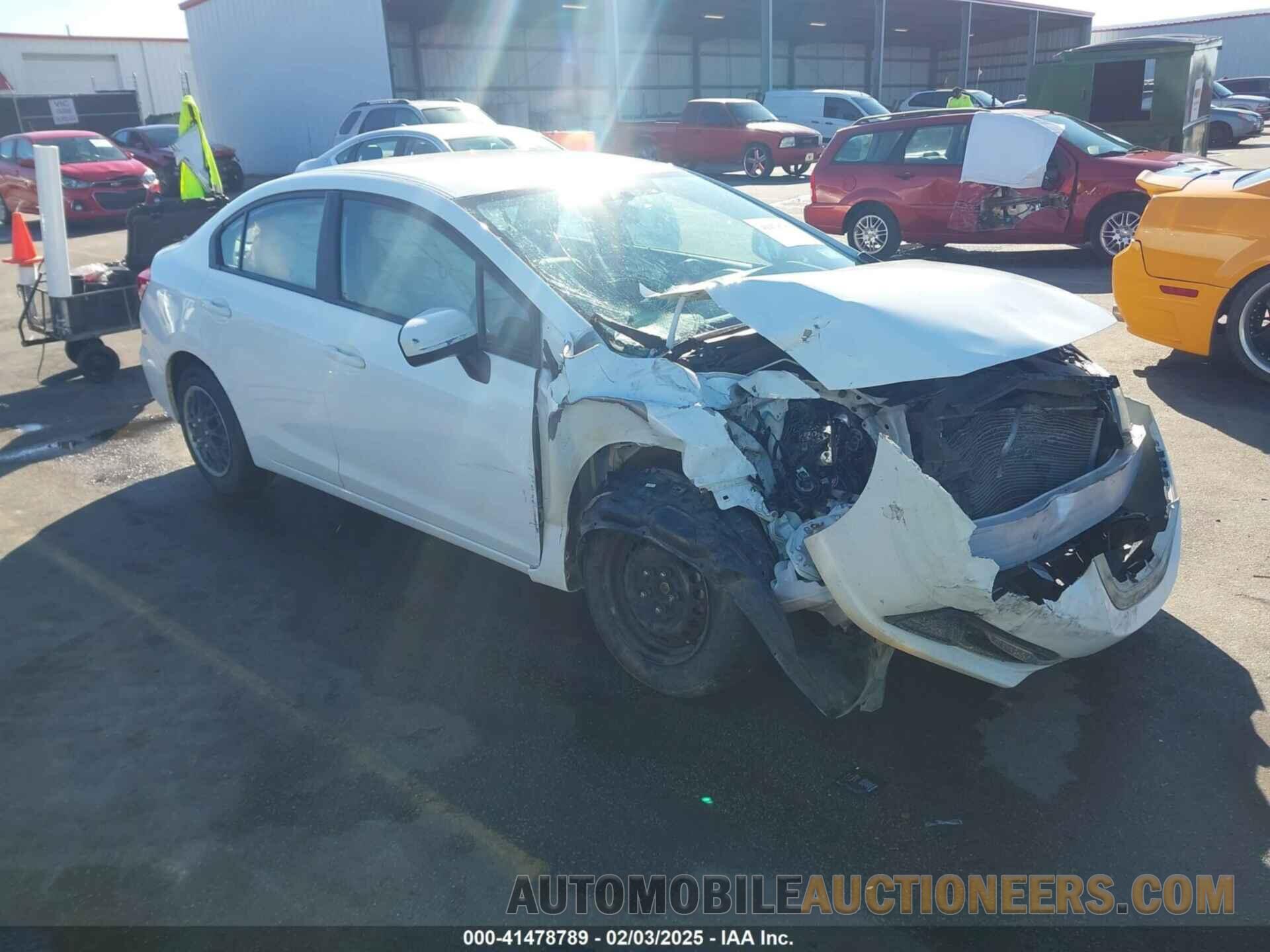 19XFB2F59FE702885 HONDA CIVIC 2015