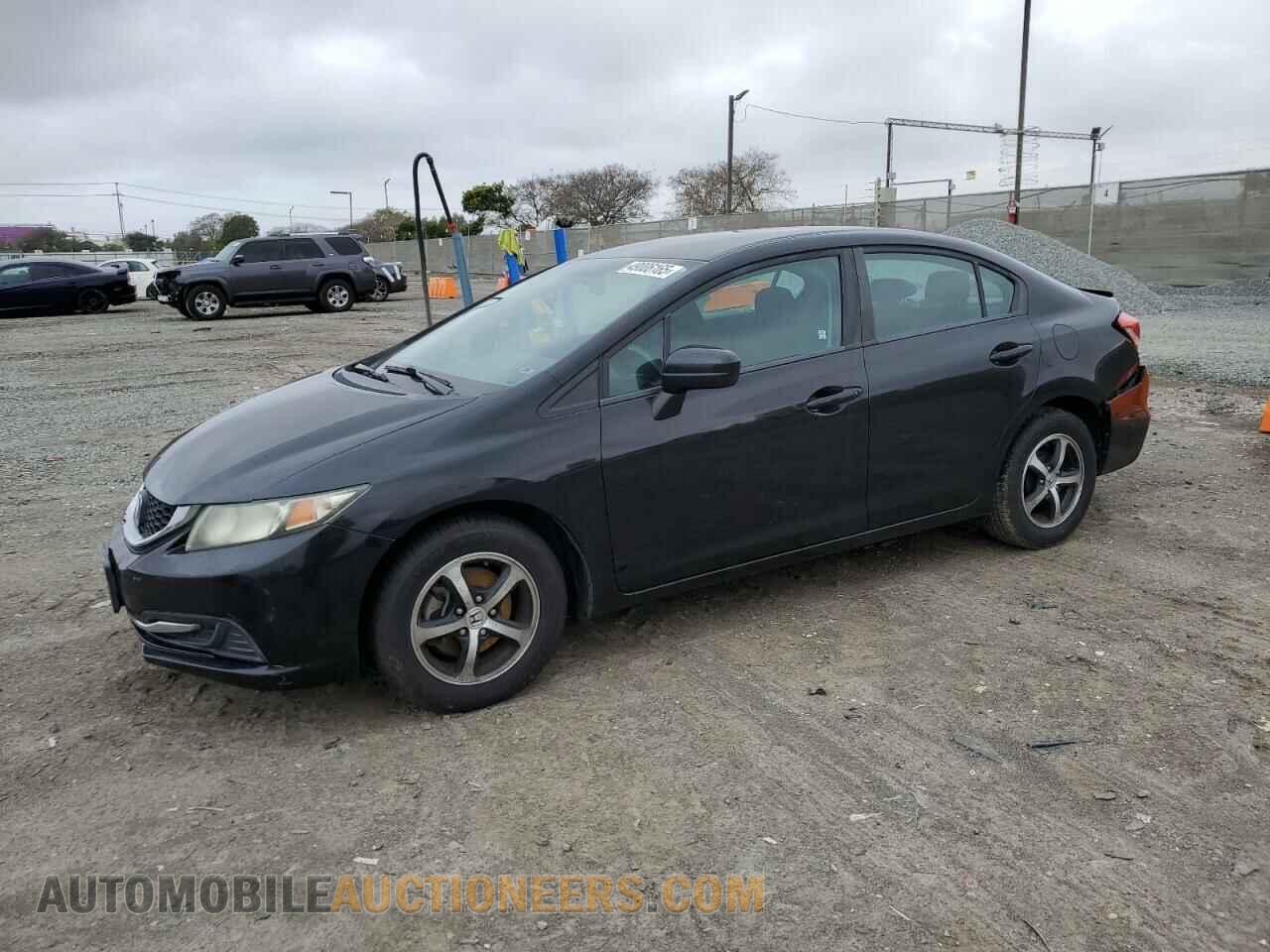 19XFB2F78FE232821 HONDA CIVIC 2015