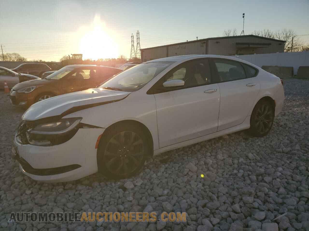 1C3CCCDG9FN615501 CHRYSLER 200 2015