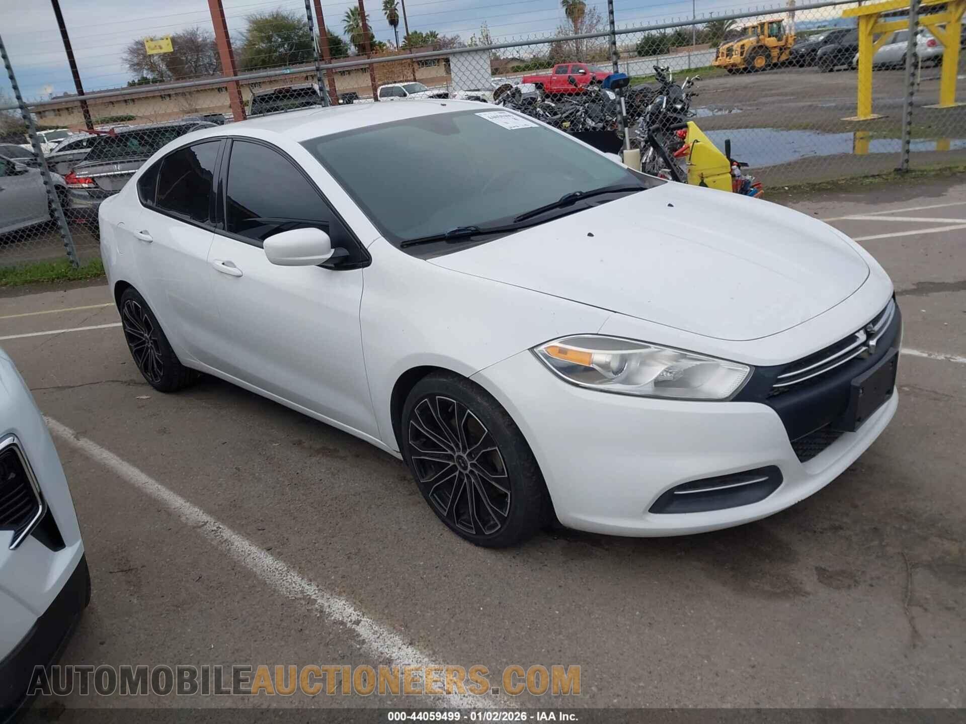 1C3CDFDHXFD111990 DODGE DART 2015