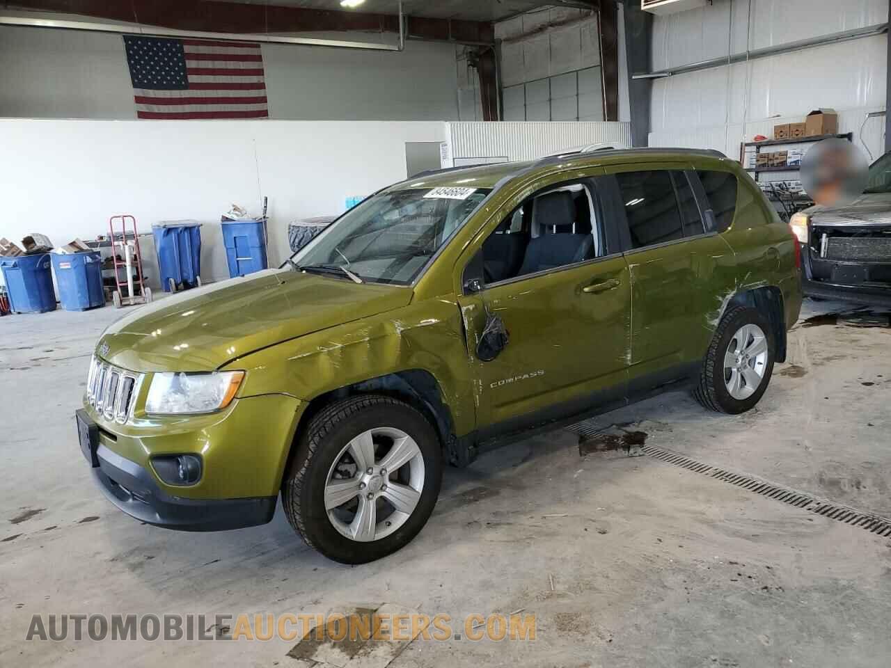 1C4NJCBA2CD677493 JEEP COMPASS 2012