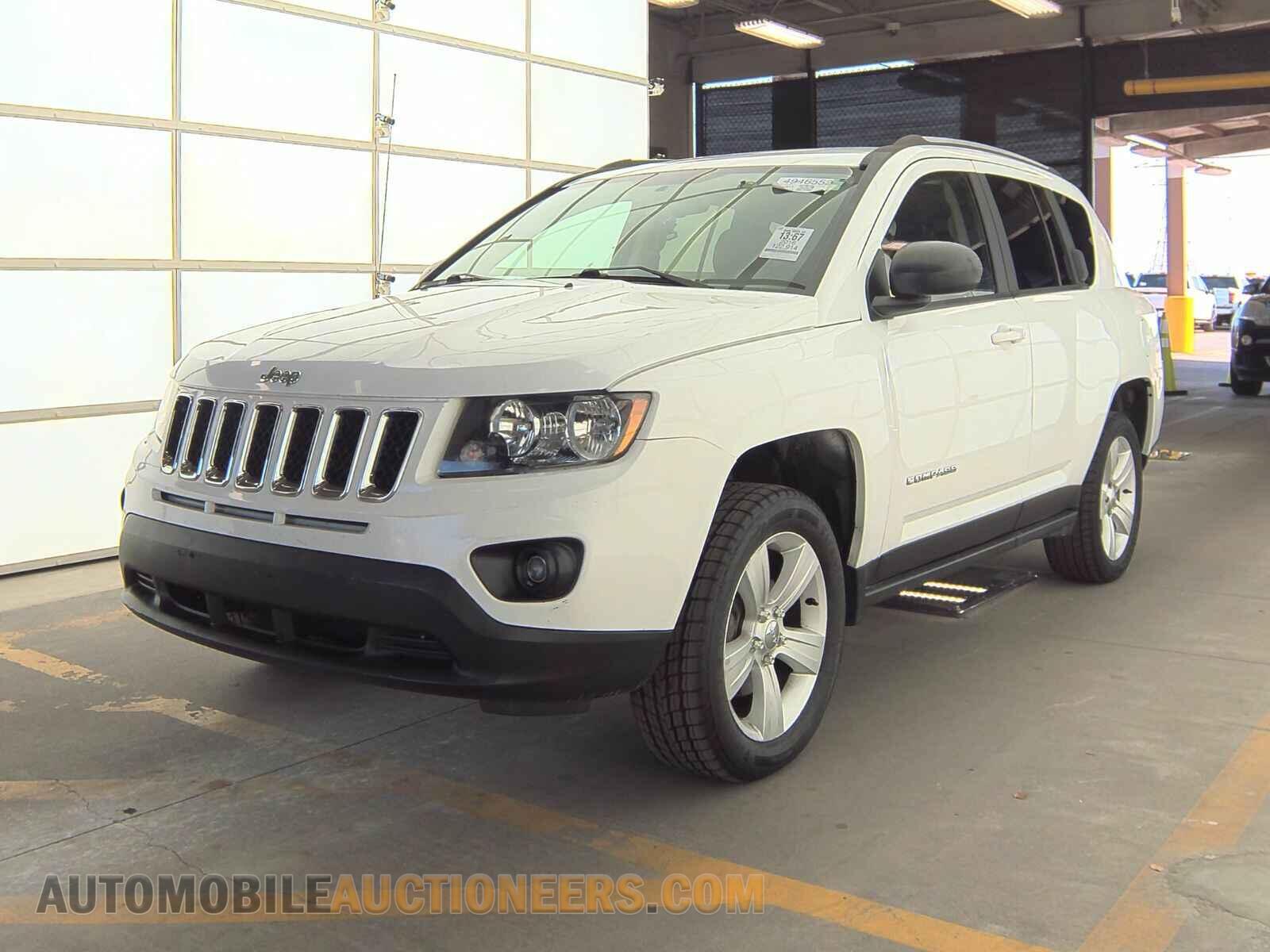 1C4NJCBA5GD742911 Jeep Compass 2016