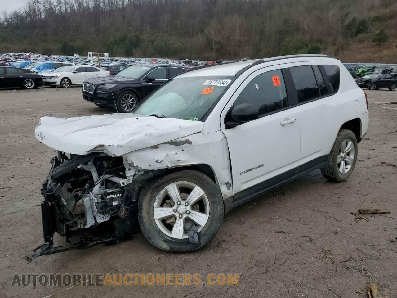 1C4NJDBB0GD534823 JEEP COMPASS 2016