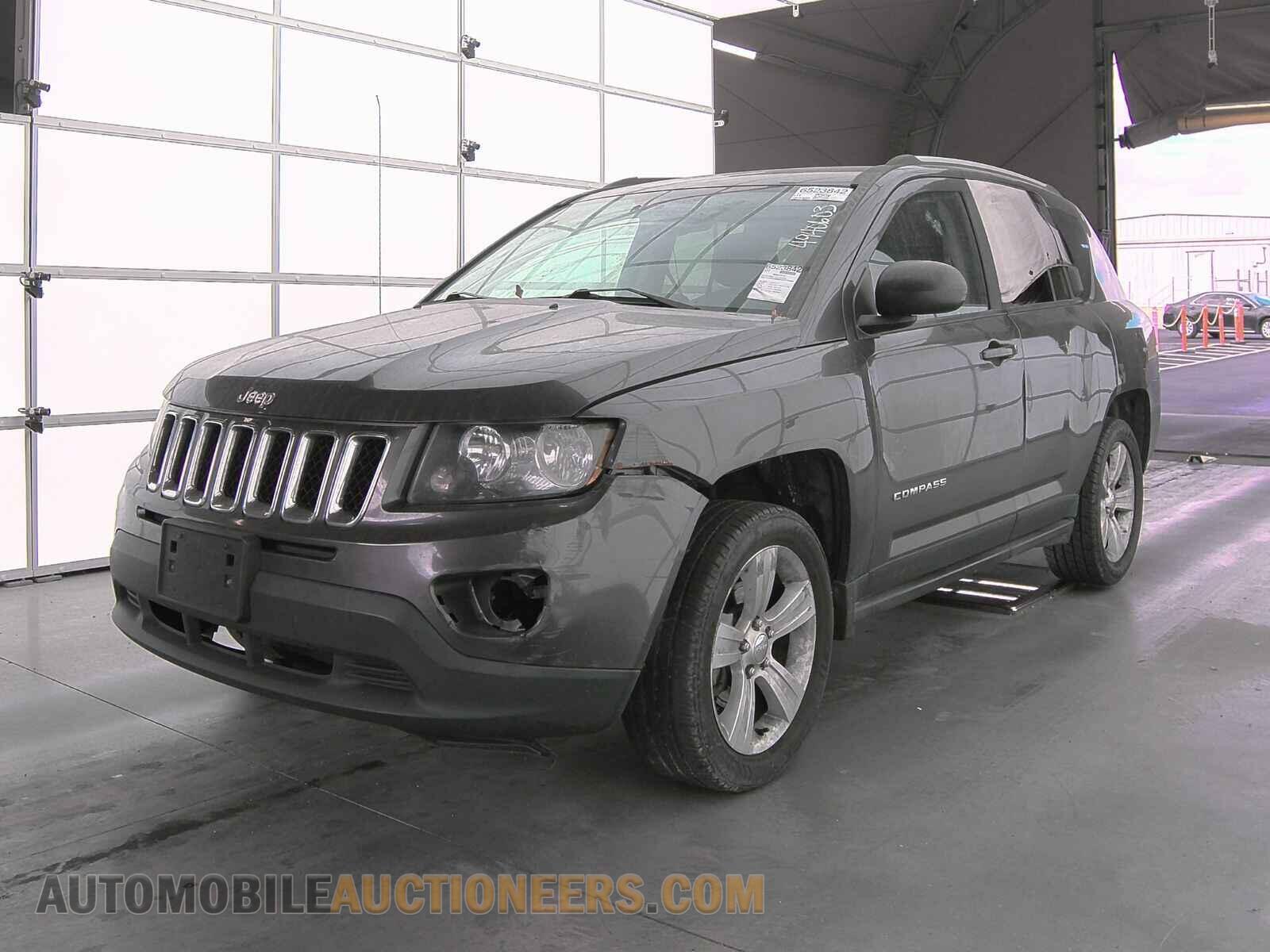 1C4NJDBB0GD572486 Jeep Compass 2016