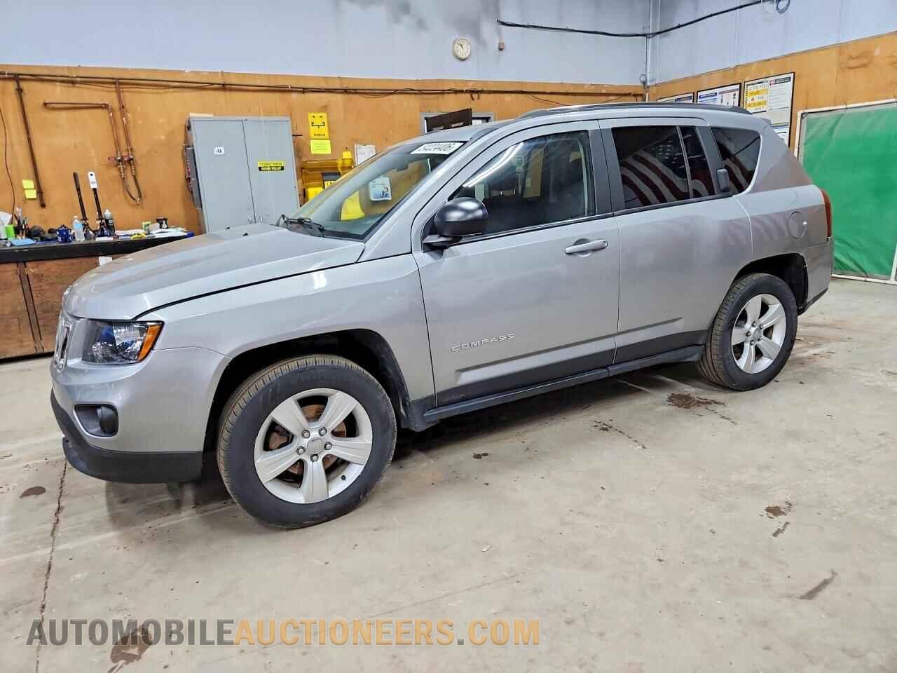 1C4NJDBB1FD197447 JEEP COMPASS 2015