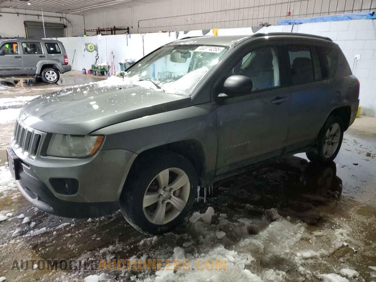 1C4NJDBB2CD505270 JEEP COMPASS 2012