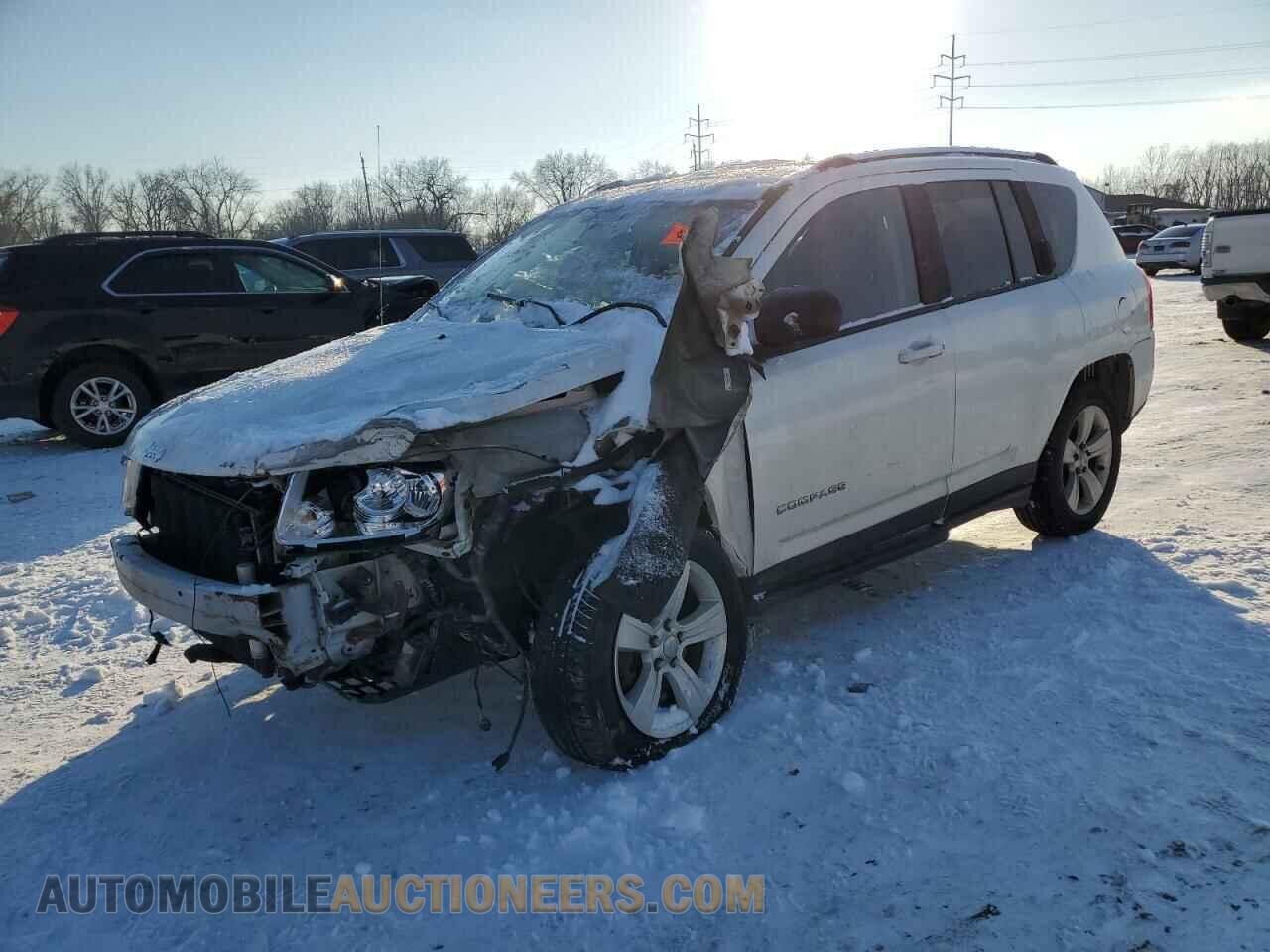 1C4NJDBB2CD583984 JEEP COMPASS 2012