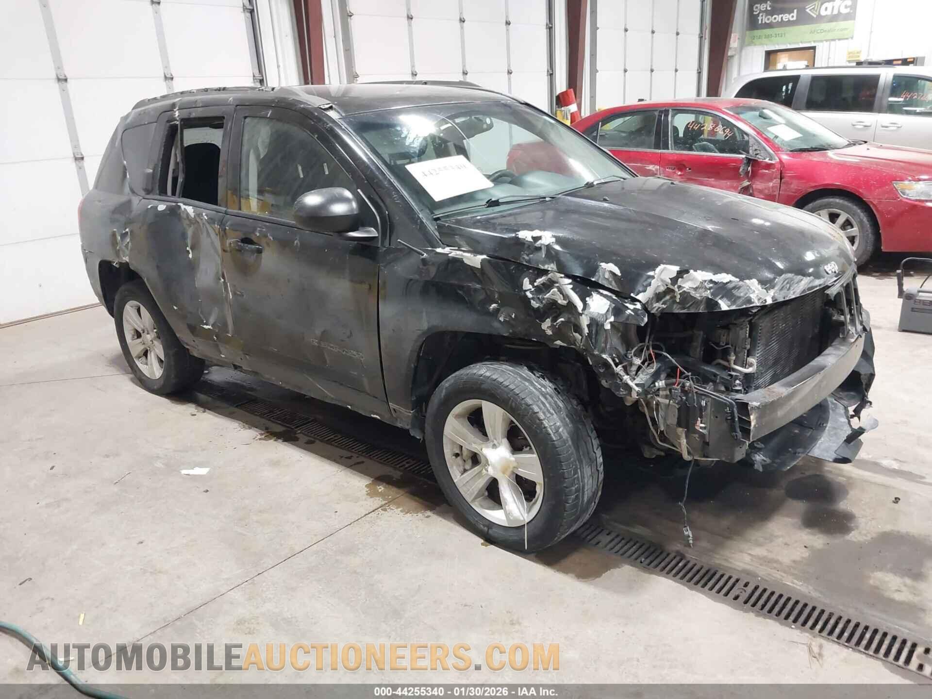 1C4NJDBB2GD686425 JEEP COMPASS 2016