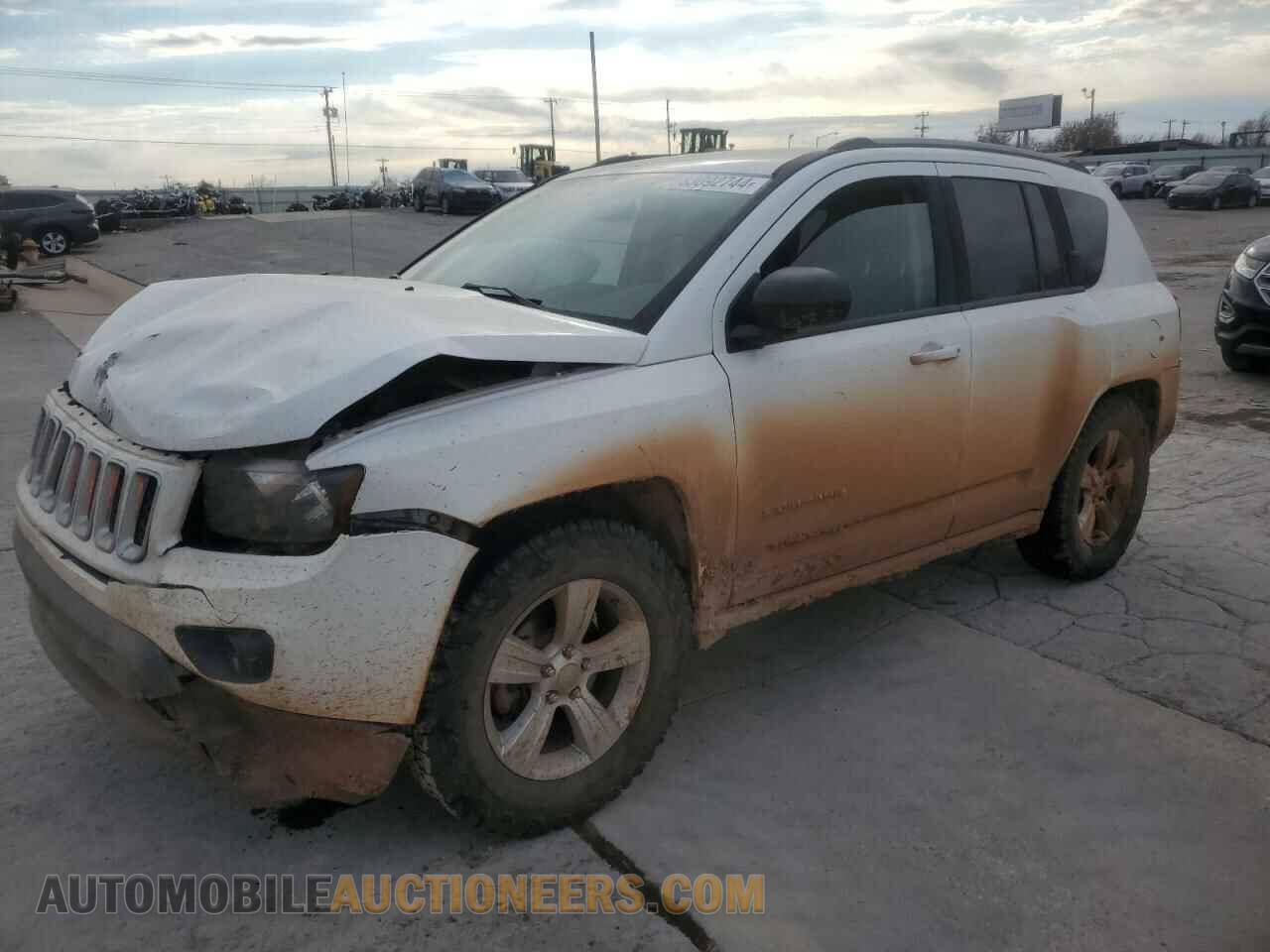 1C4NJDBB3GD799008 JEEP COMPASS 2016