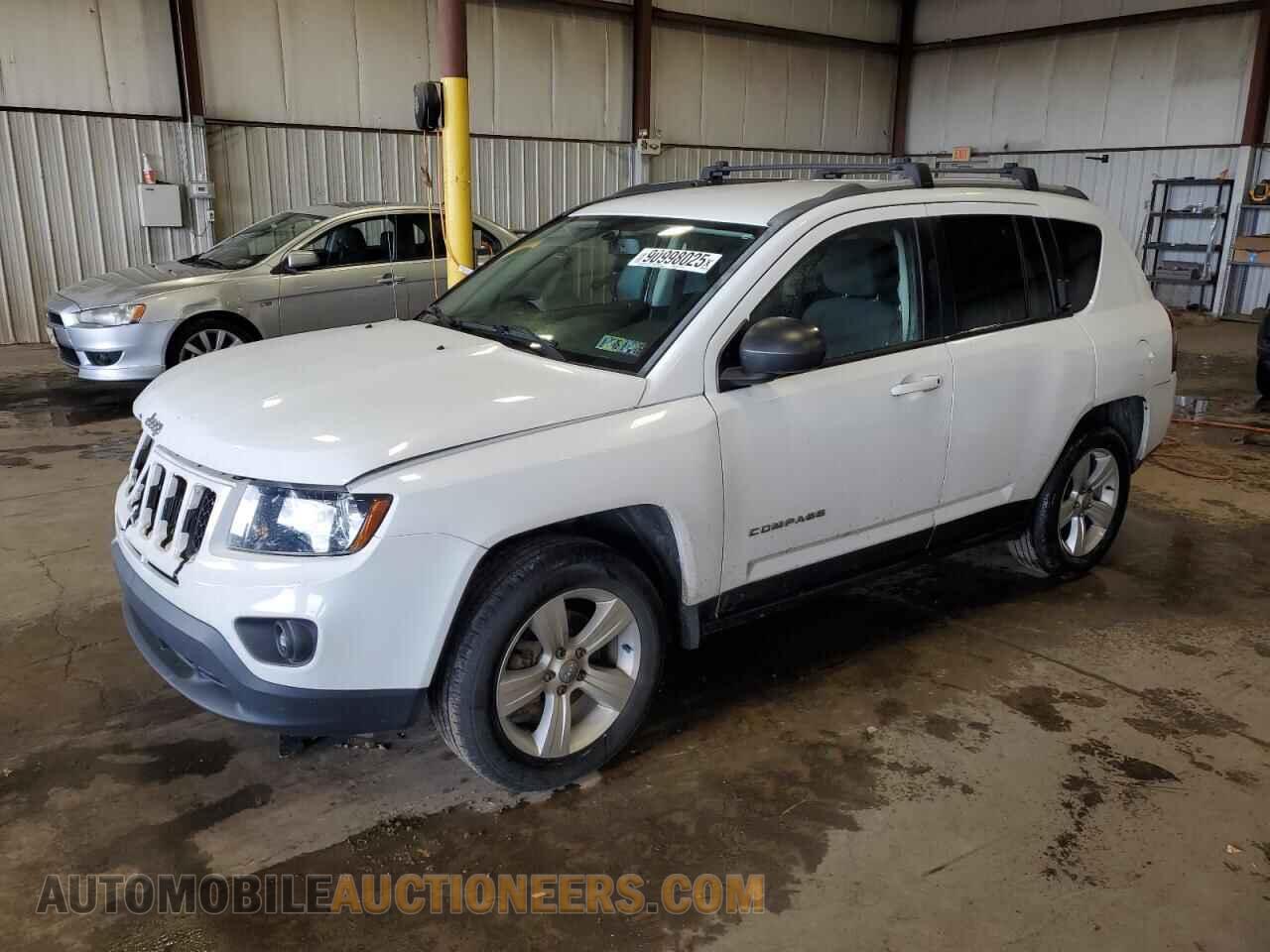 1C4NJDBB4GD647366 JEEP COMPASS 2016