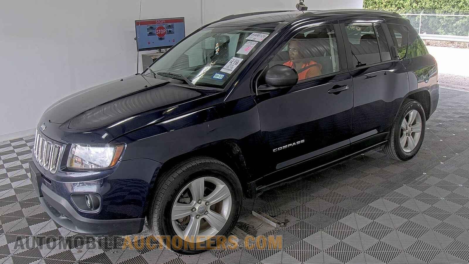 1C4NJDBB5GD756595 Jeep Compass 2016