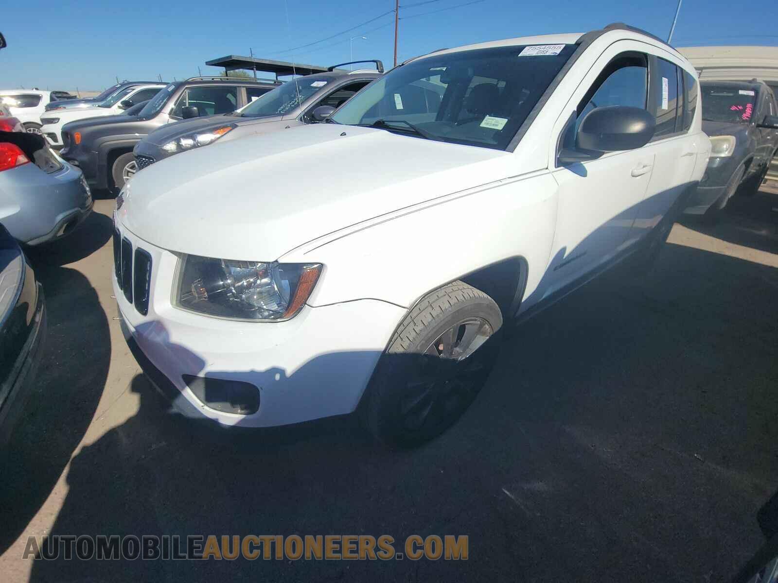 1C4NJDBB6FD272143 Jeep Compass 2015