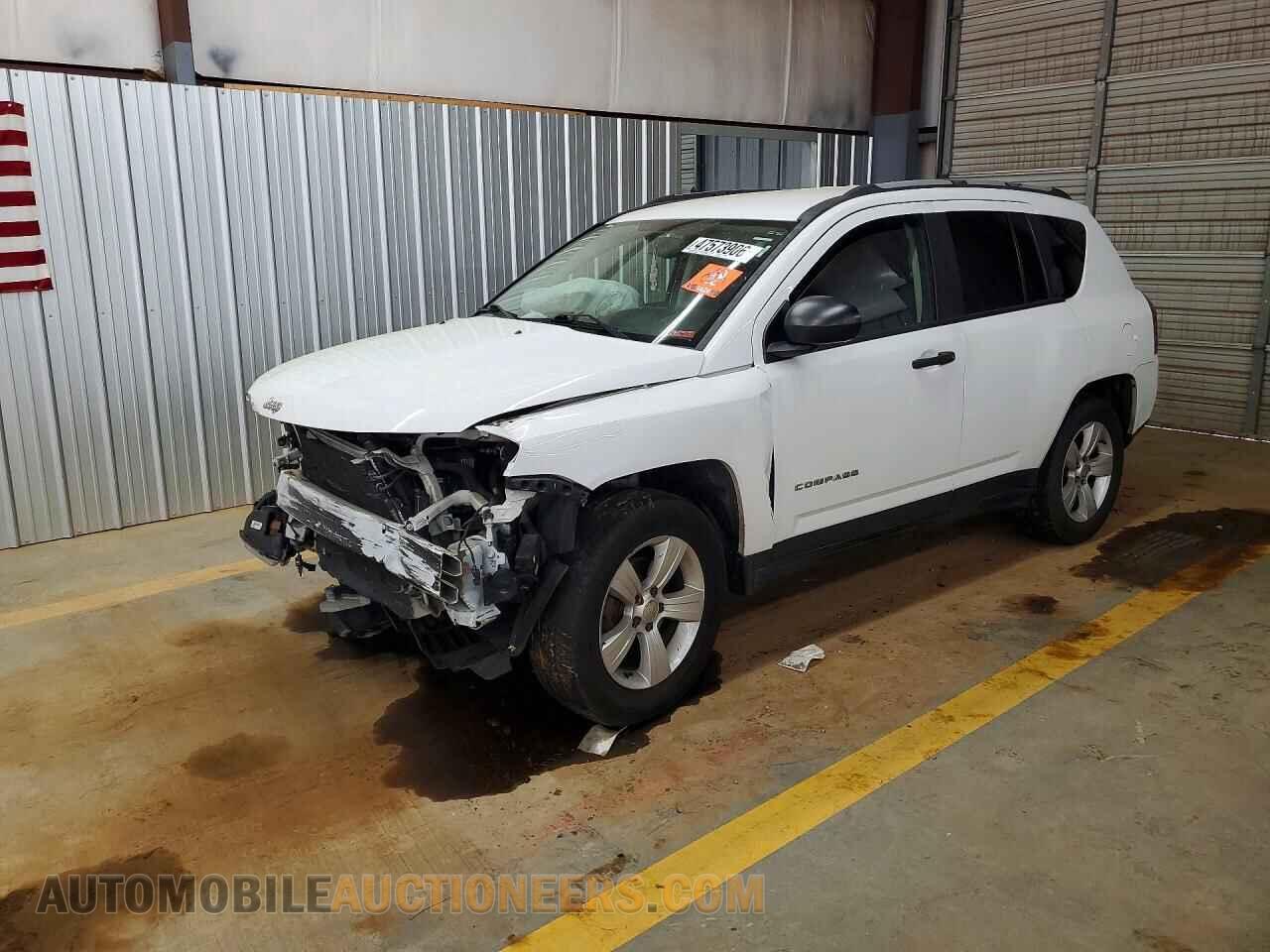 1C4NJDBB6GD650933 JEEP COMPASS 2016