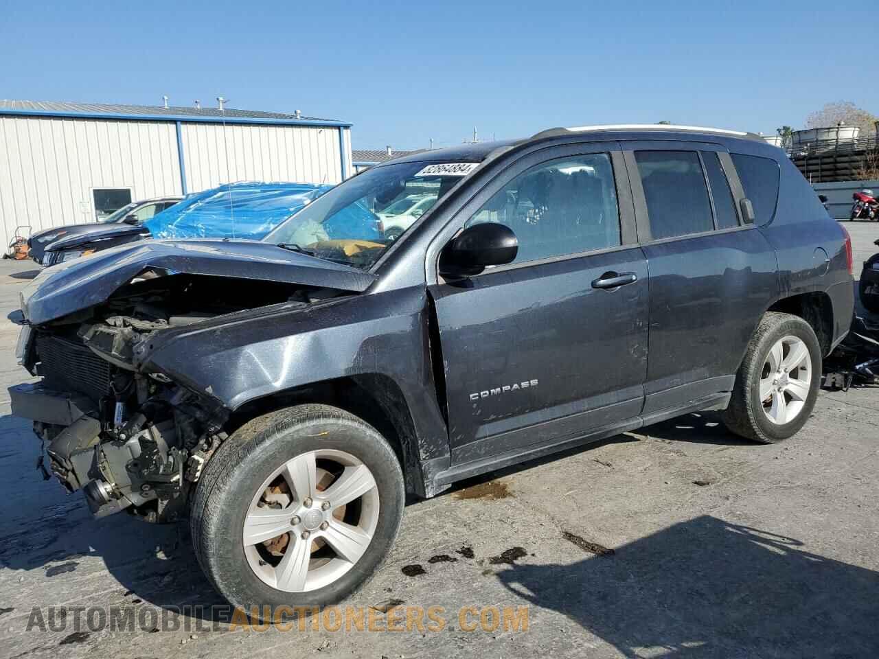 1C4NJDBB7GD551621 JEEP COMPASS 2016