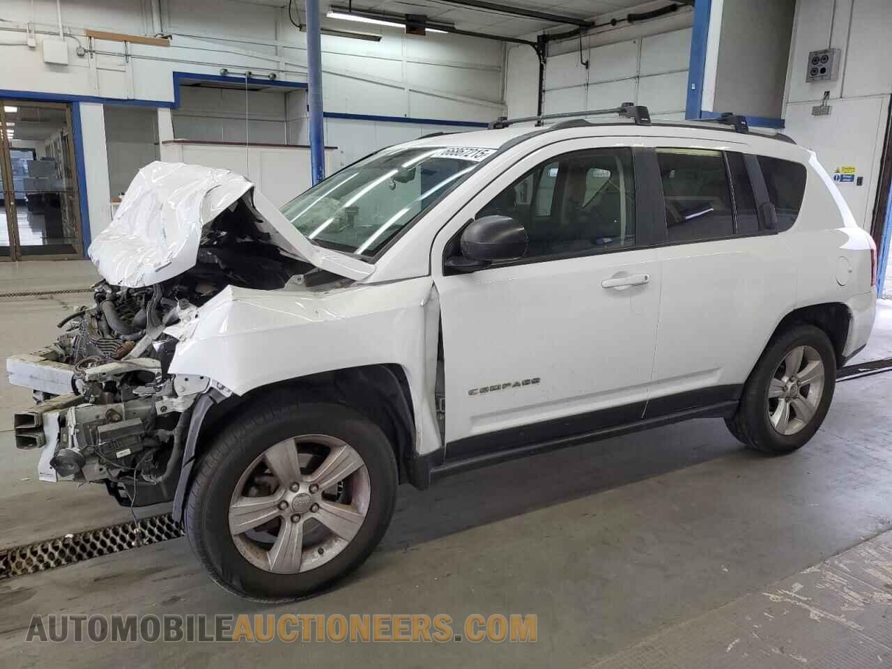 1C4NJDBB7GD661956 JEEP COMPASS 2016