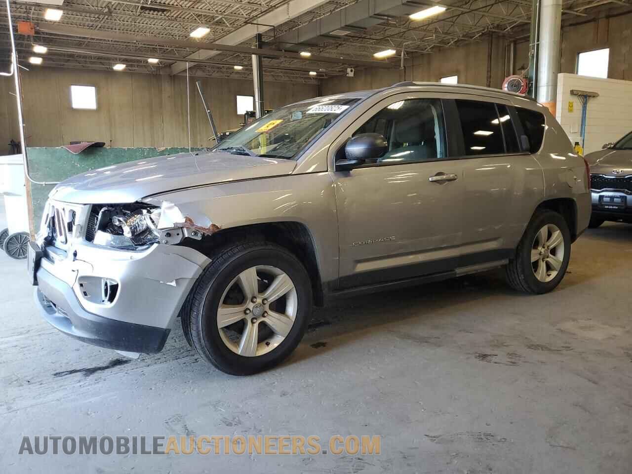 1C4NJDBB7GD686601 JEEP COMPASS 2016