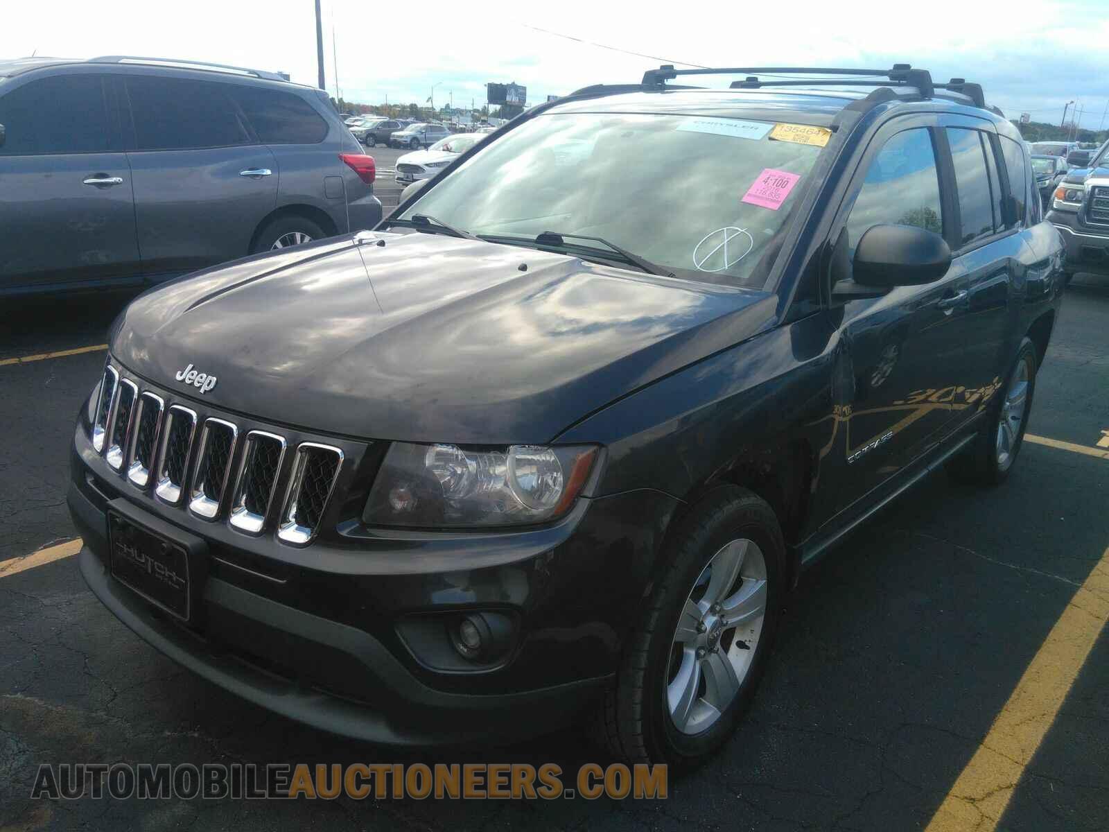 1C4NJDBB8GD571635 Jeep Compass 2016