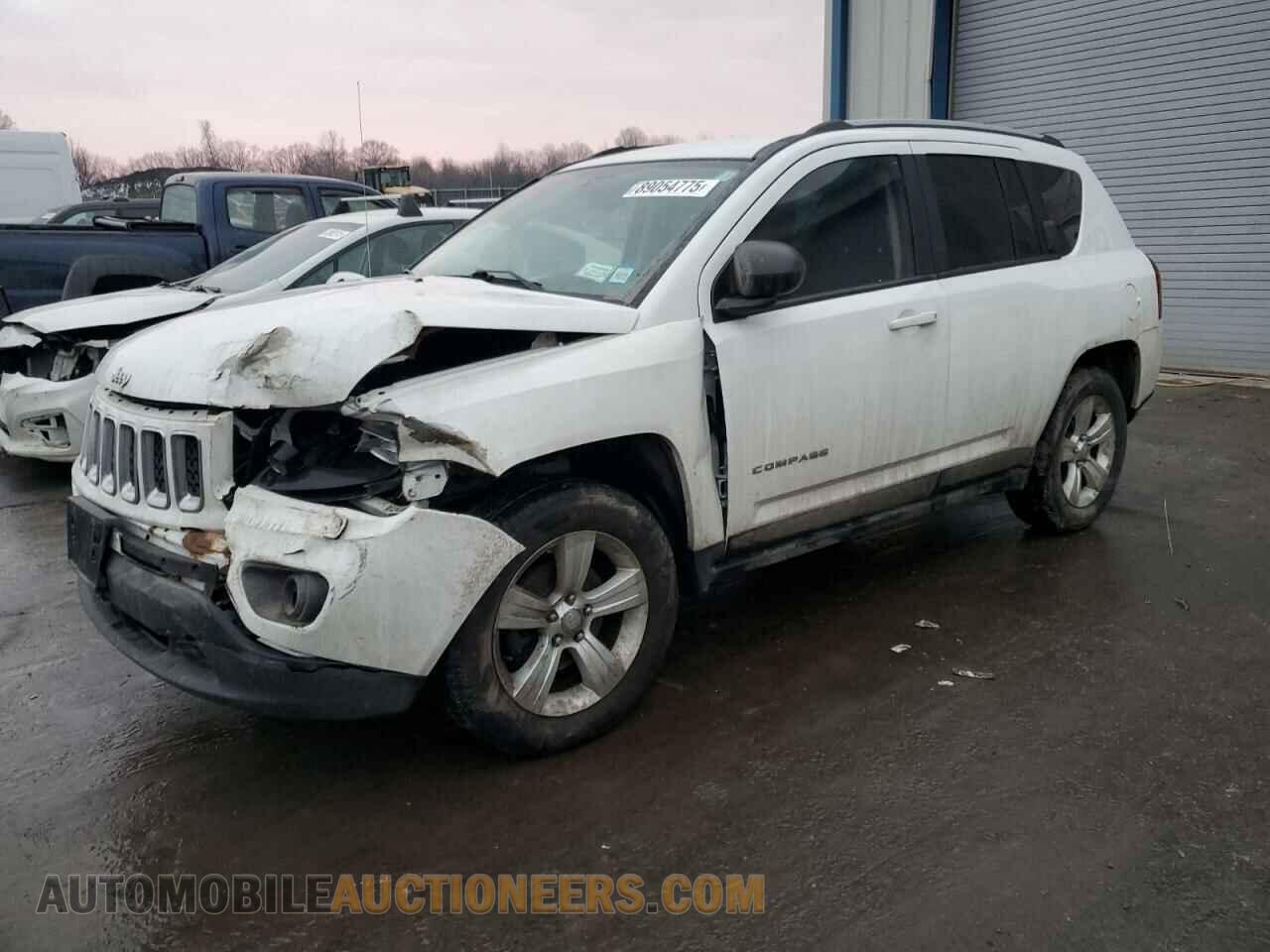 1C4NJDBB8GD637729 JEEP COMPASS 2016