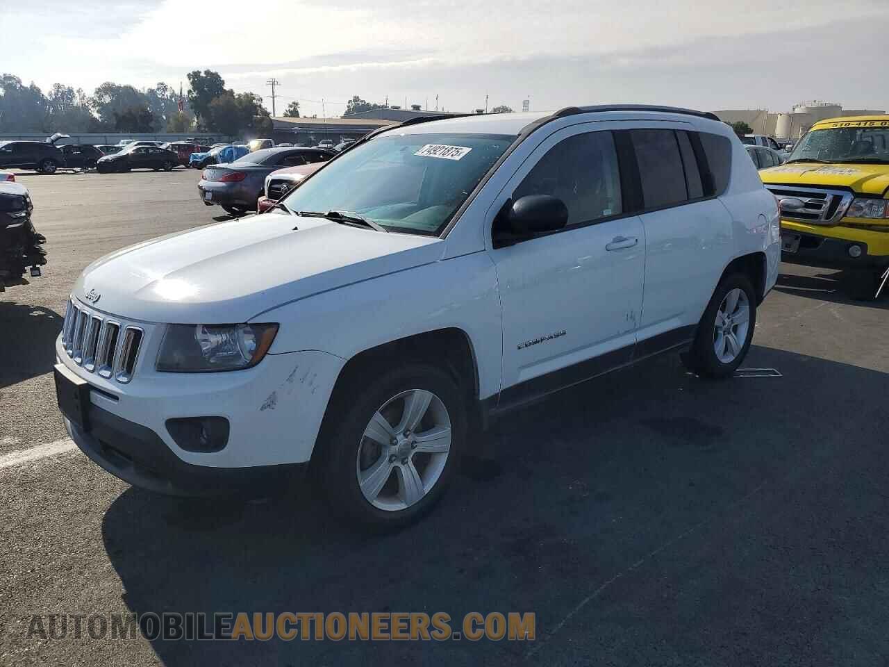 1C4NJDBB8GD723297 JEEP COMPASS 2016
