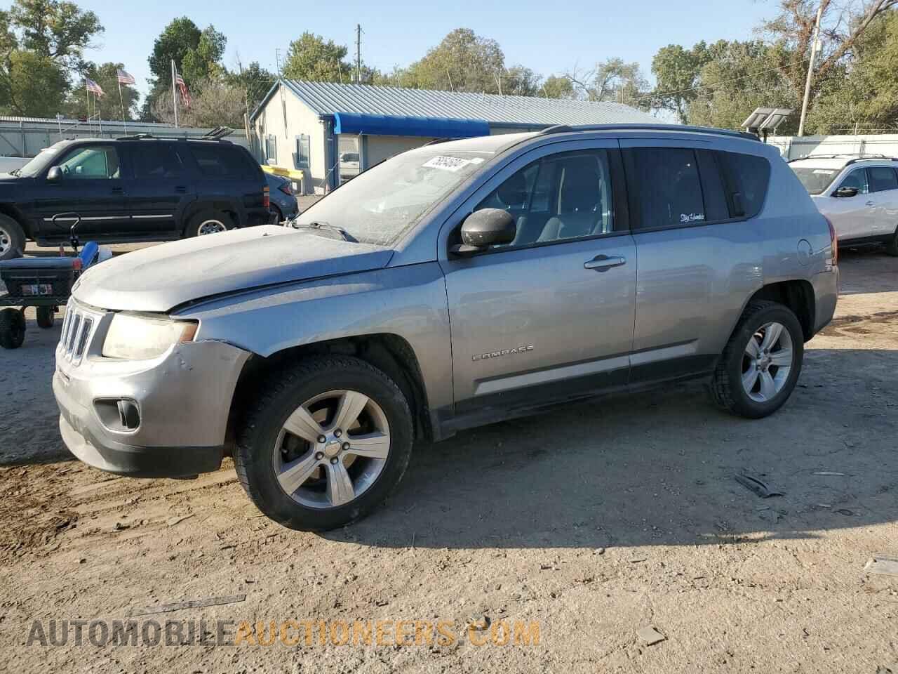 1C4NJDBB9GD723079 JEEP COMPASS 2016