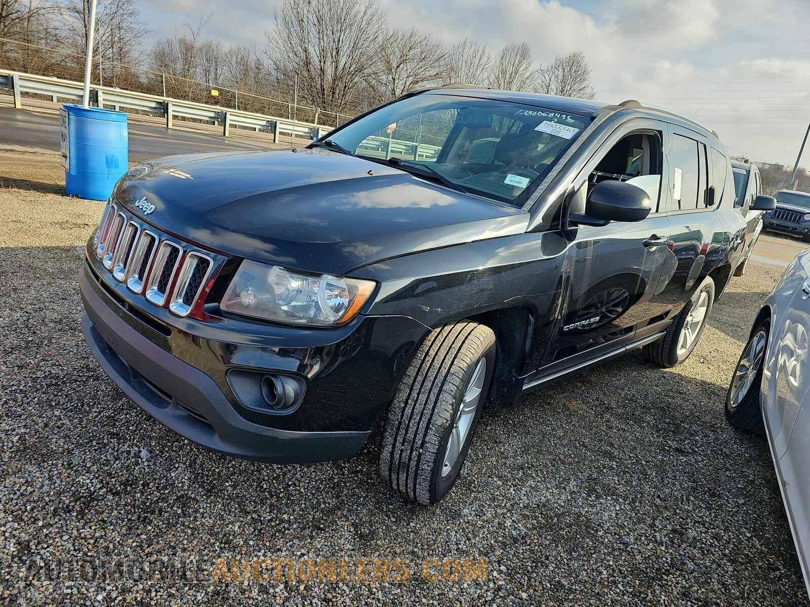 1C4NJDBBXFD162499 Jeep Compass 2015