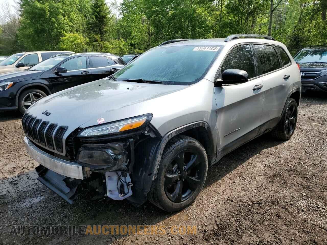 1C4PJLAB5HW566032 JEEP GRAND CHER 2017