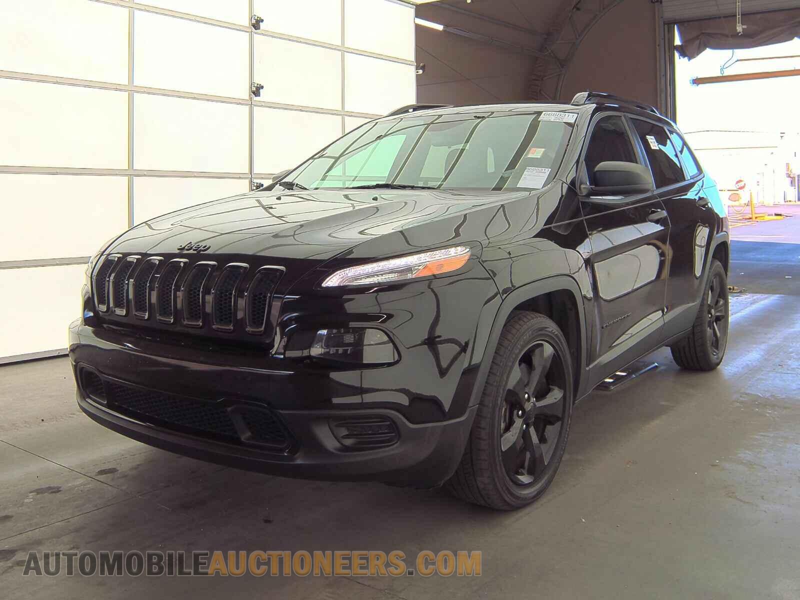 1C4PJLAB5HW593277 Jeep Cherokee 2017