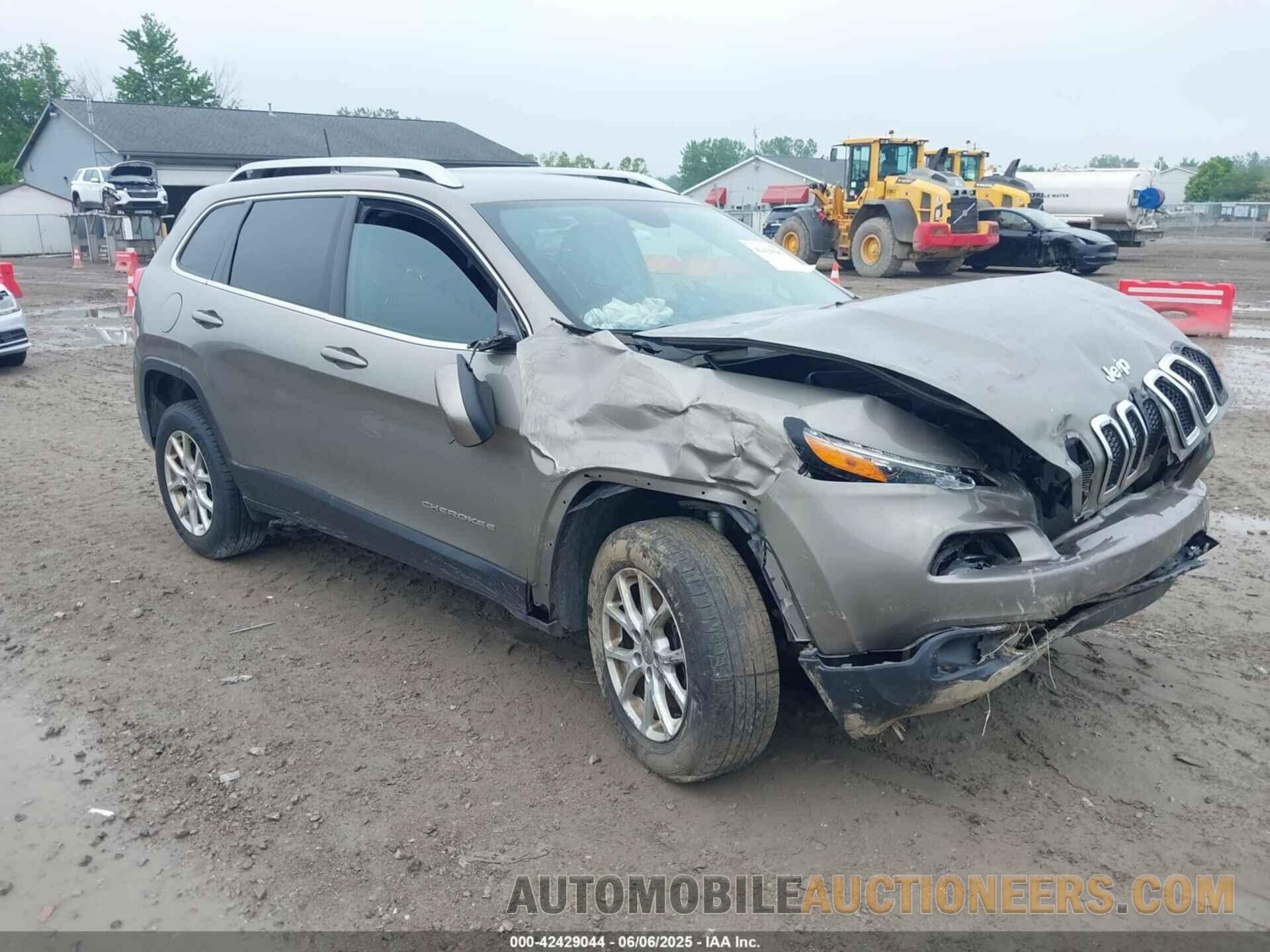 1C4PJMCB3HW657318 JEEP CHEROKEE 2017