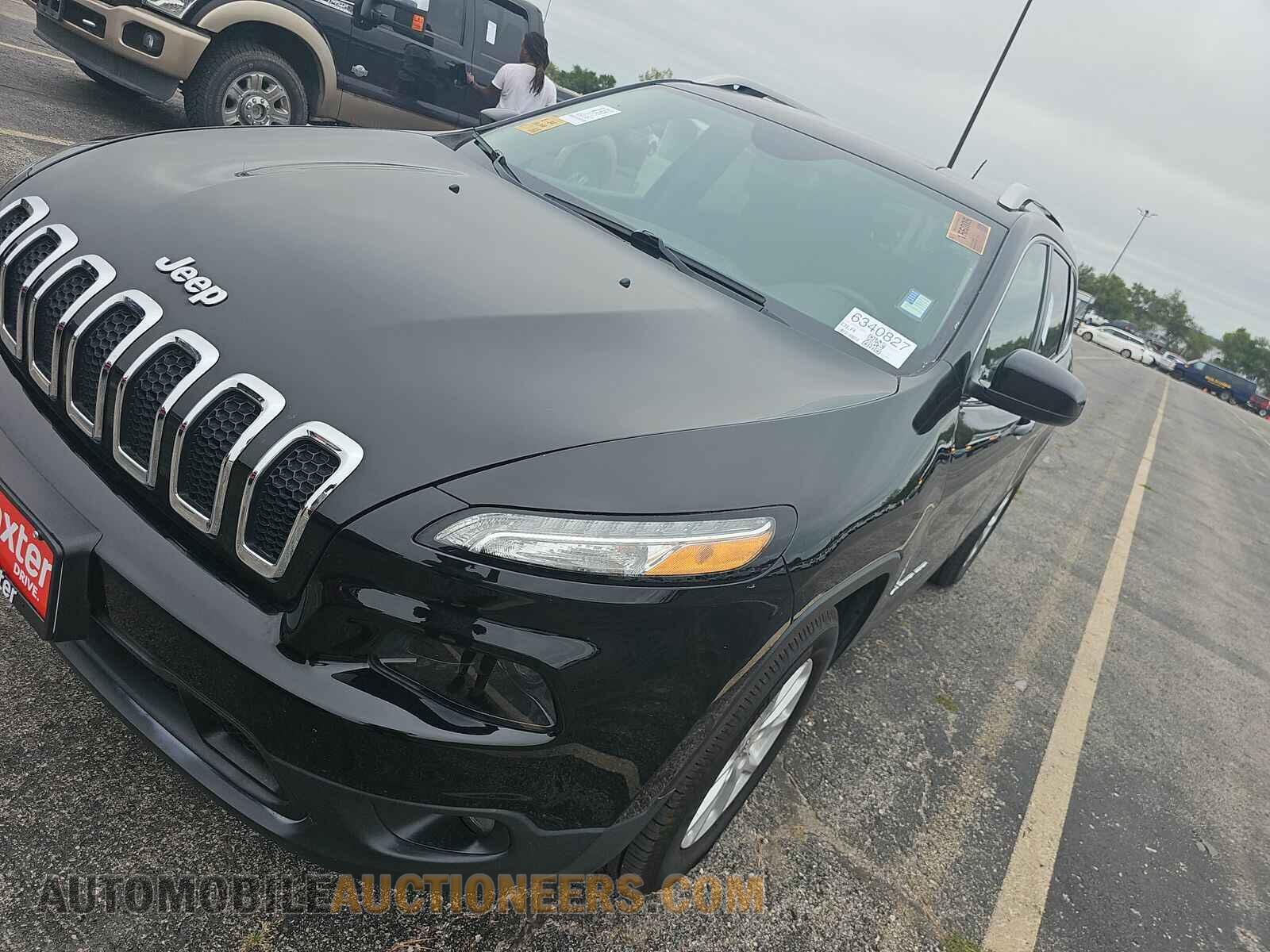 1C4PJMCS0HW557368 Jeep Cherokee 2017