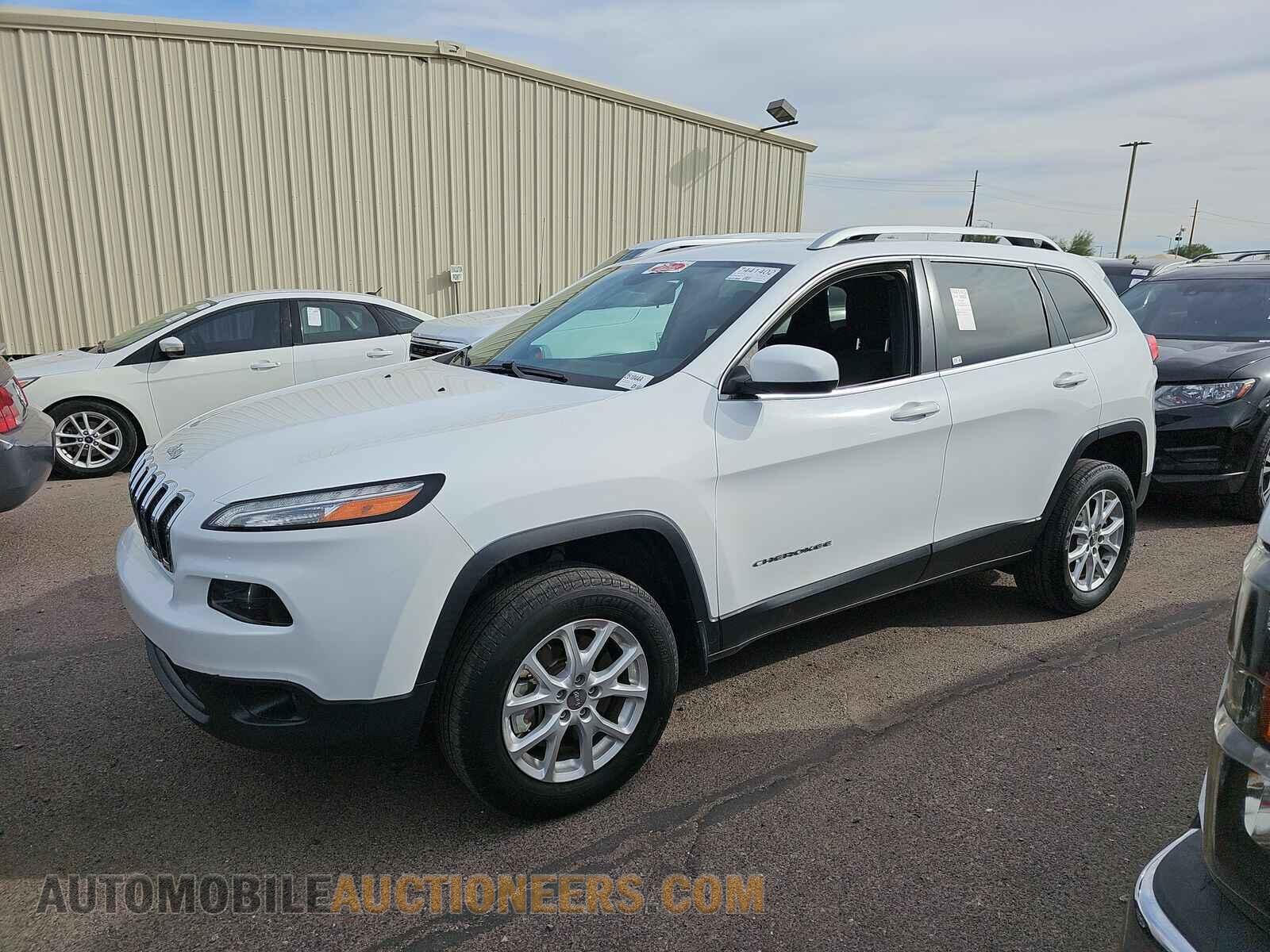 1C4PJMCS2HD227713 Jeep Cherokee 2017