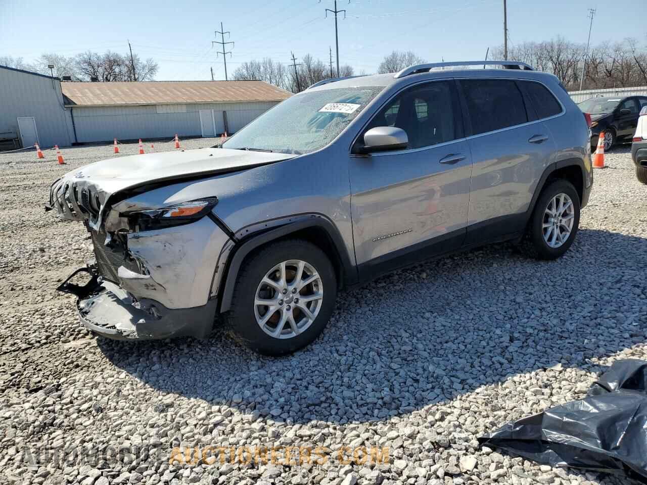 1C4PJMCS2HW579789 JEEP GRAND CHER 2017