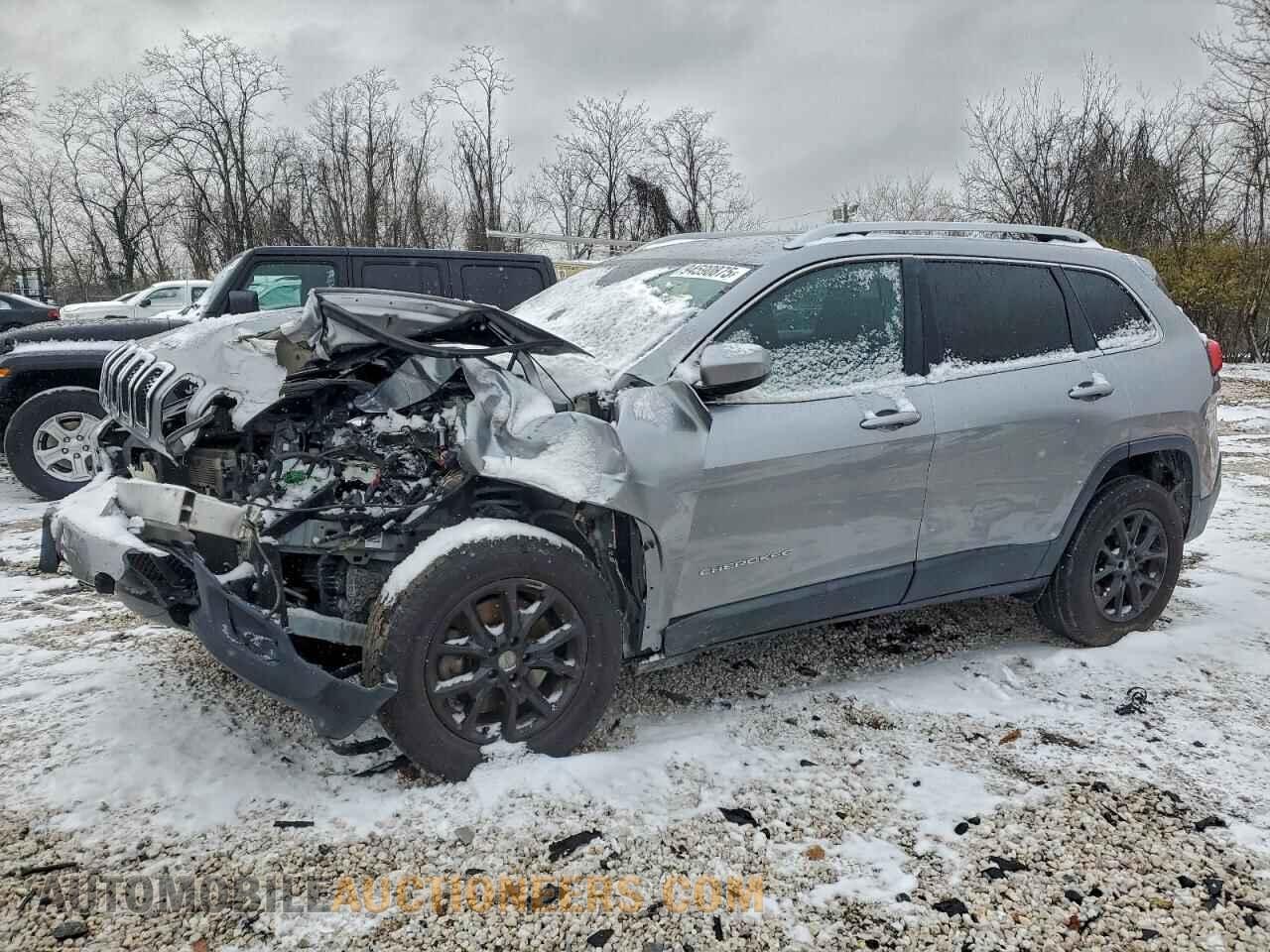 1C4PJMCS2HW646147 JEEP GRAND CHER 2017