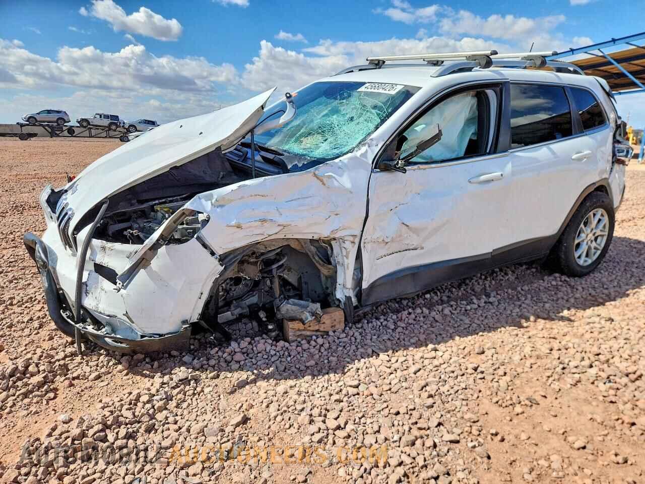 1C4PJMCS3HD227557 JEEP CHEROKEE 2017