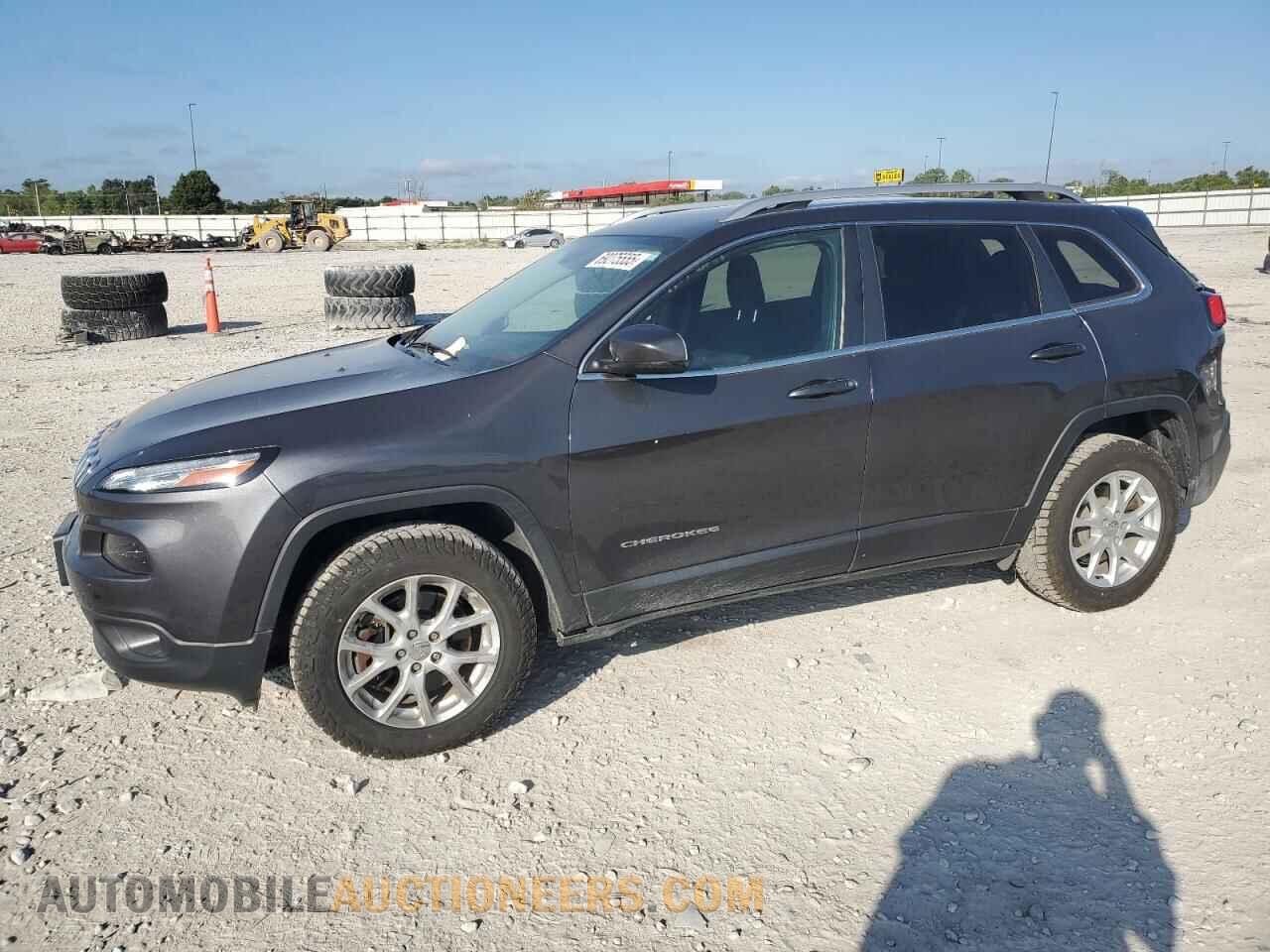 1C4PJMCS3HW503692 JEEP GRAND CHER 2017