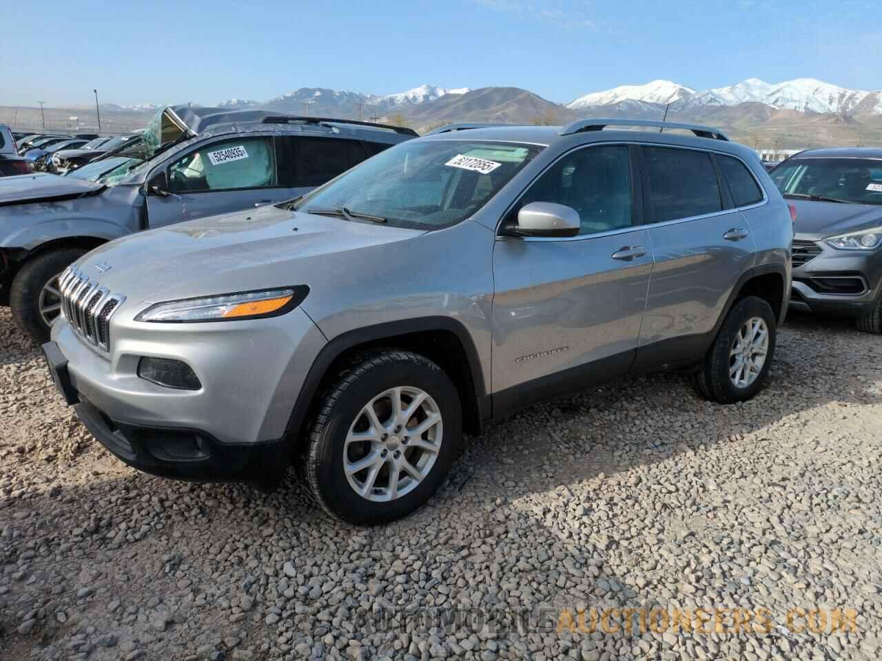 1C4PJMCS4HW632721 JEEP GRAND CHER 2017