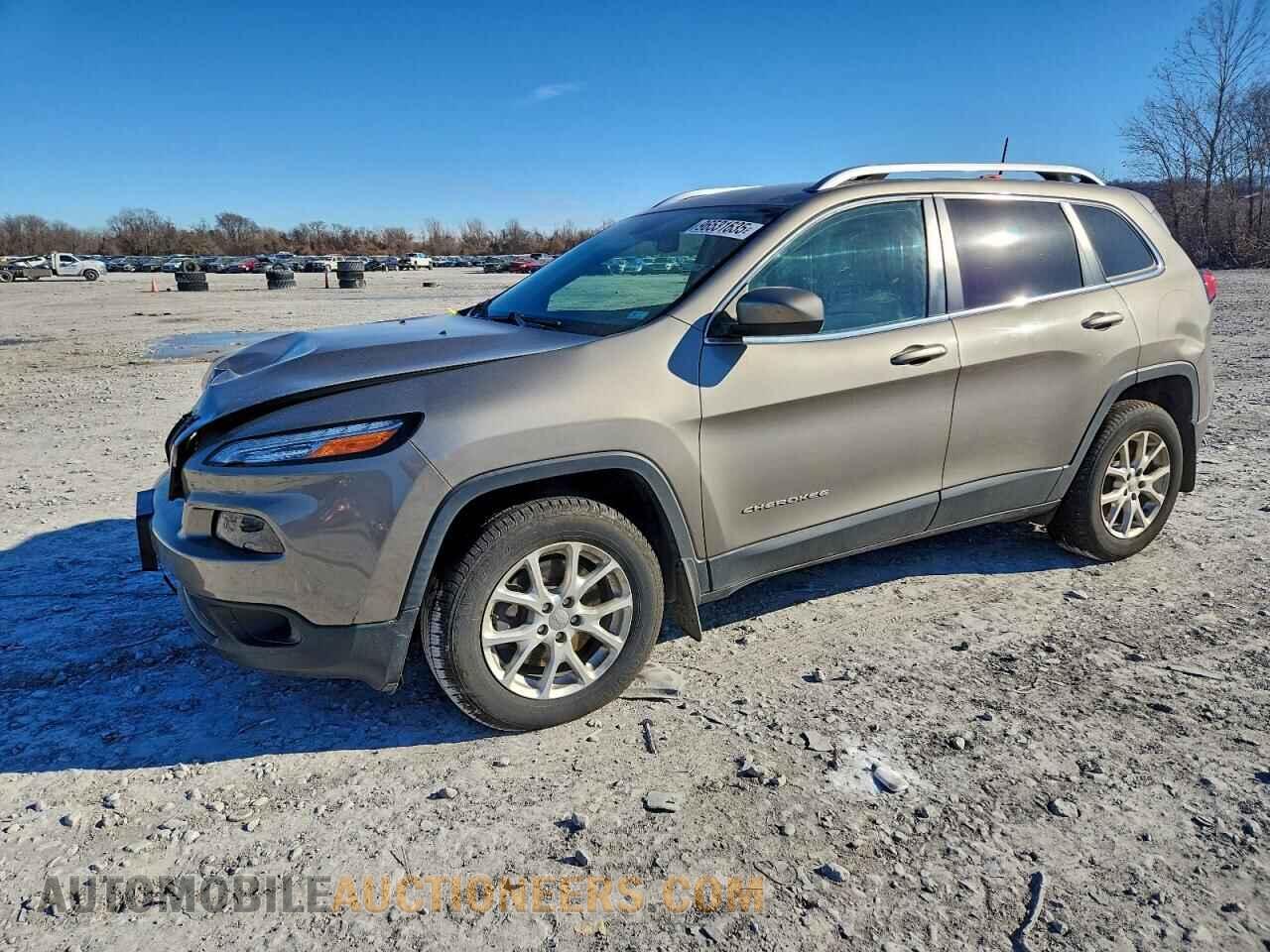 1C4PJMCS5HW600067 JEEP GRAND CHER 2017