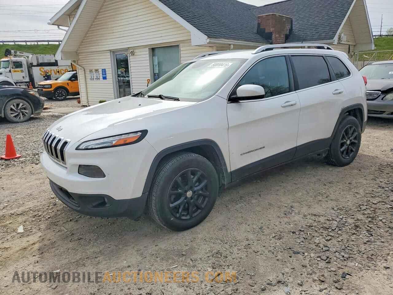1C4PJMCS7HD216089 JEEP CHEROKEE 2017