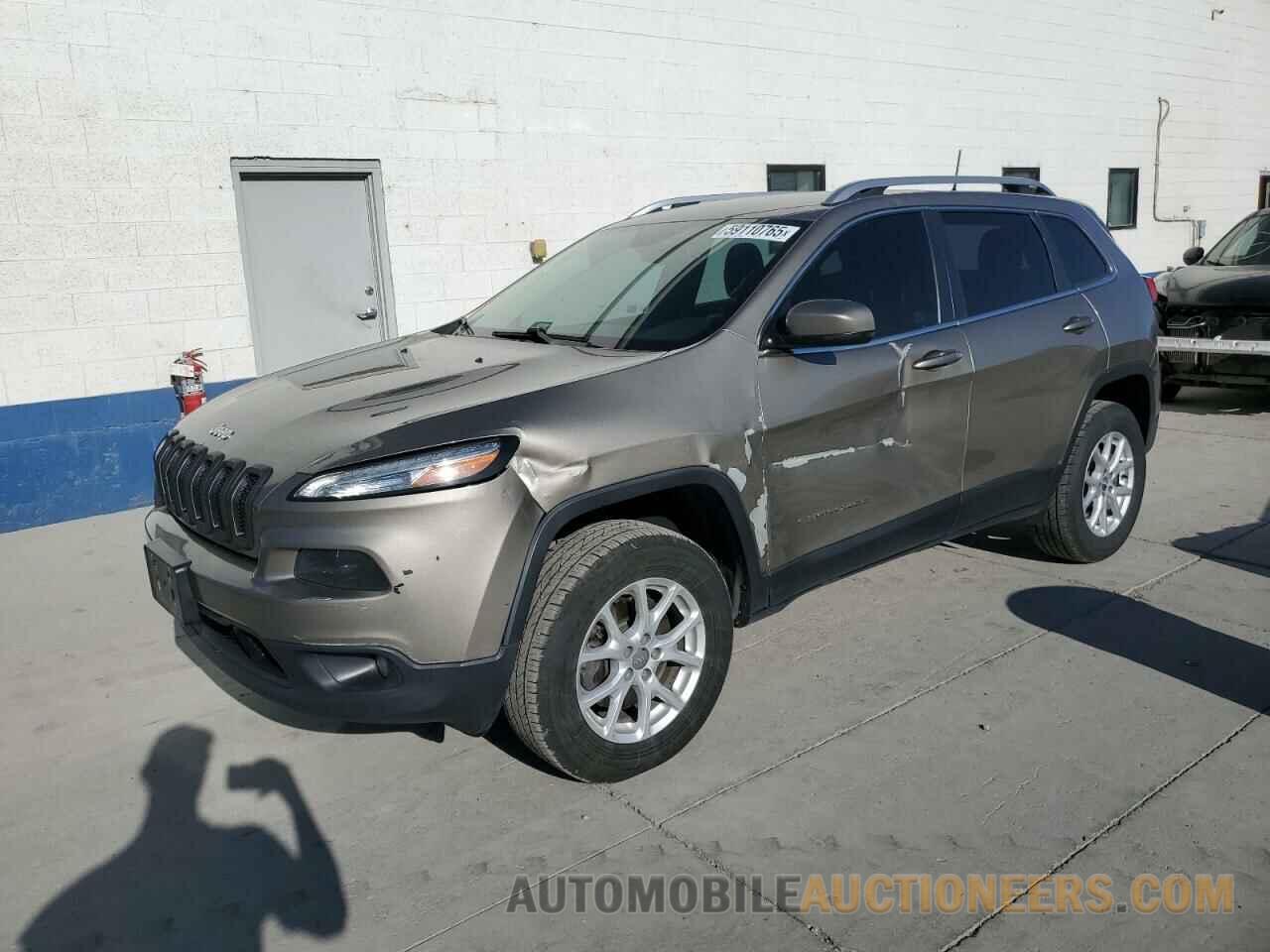 1C4PJMCS7HW615637 JEEP GRAND CHER 2017