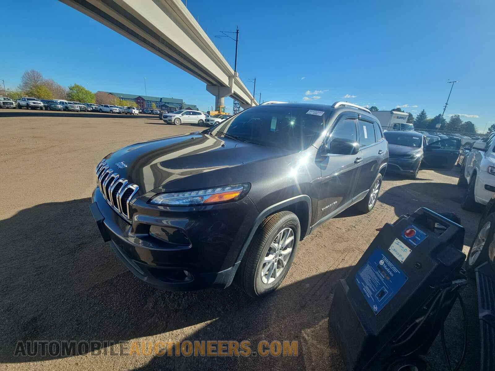 1C4PJMCS8GW215830 Jeep Cherokee 2016