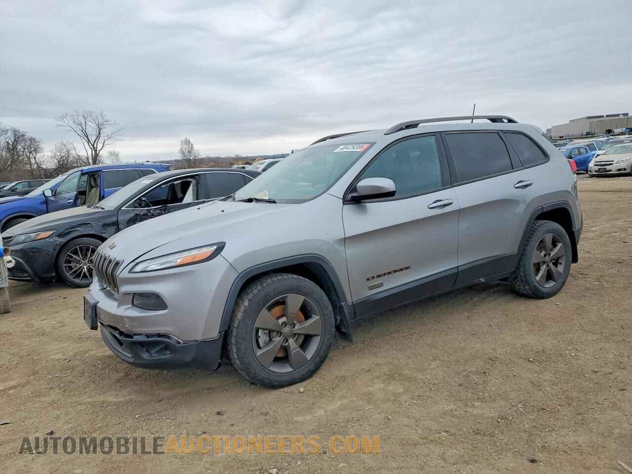 1C4PJMCS8GW295789 JEEP CHEROKEE 2016