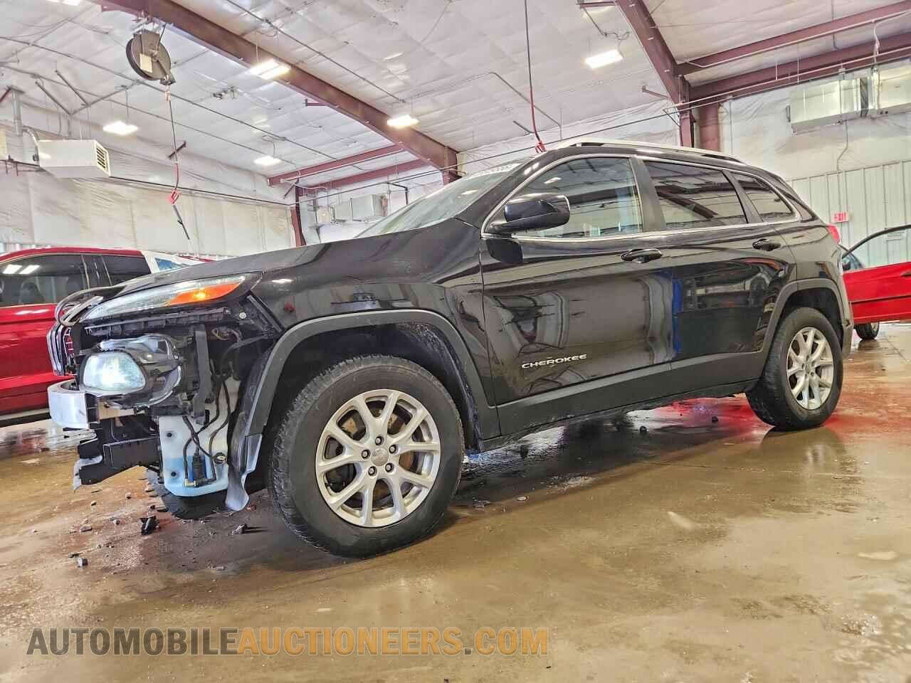 1C4PJMCS8HW513019 JEEP CHEROKEE 2017