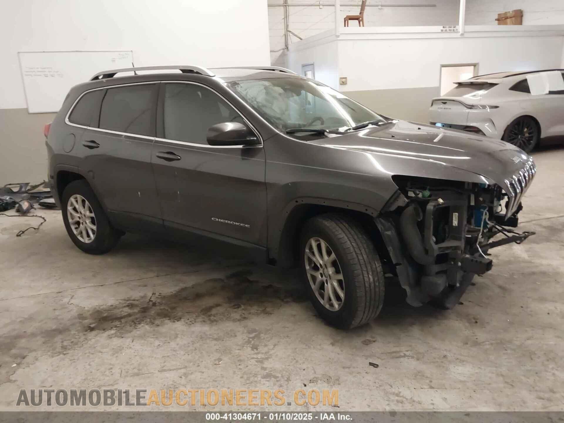 1C4PJMCS9HW501655 JEEP CHEROKEE 2017