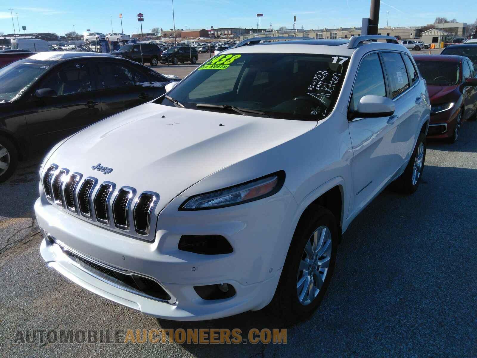 1C4PJMJS3HW569694 Jeep Cherokee 4WD 2017