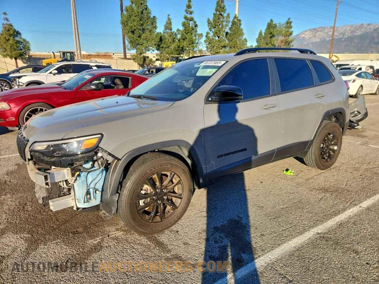 1C4PJMMB1PD105695 JEEP CHEROKEE A 2023