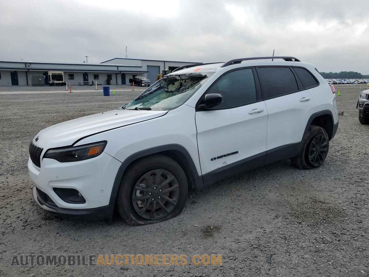1C4PJMMB7PD114529 JEEP CHEROKEE A 2023