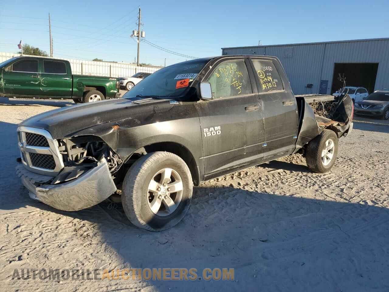 1C6RR6FG7JS325391 RAM 1500 2018