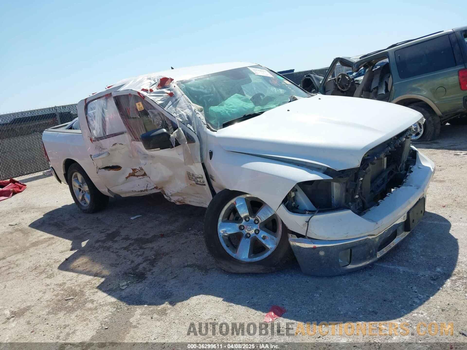 1C6RR6LT3KS549552 RAM 1500 CLASSIC 2019